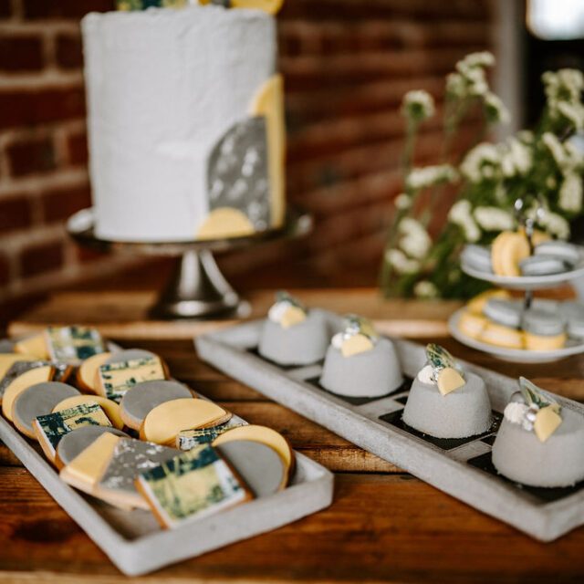 Fanny´s Manufaktur I Exklusive Pralinen, elegante Hochzeitstorten, Backkisten & süße Verführungen für jeden Anlass